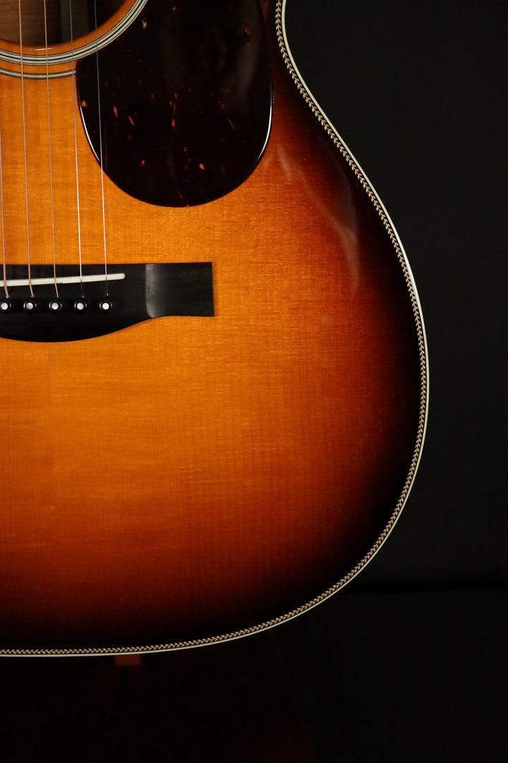 Santa Cruz 000 Custom -Adirondack Spruce/Koa (NEW)