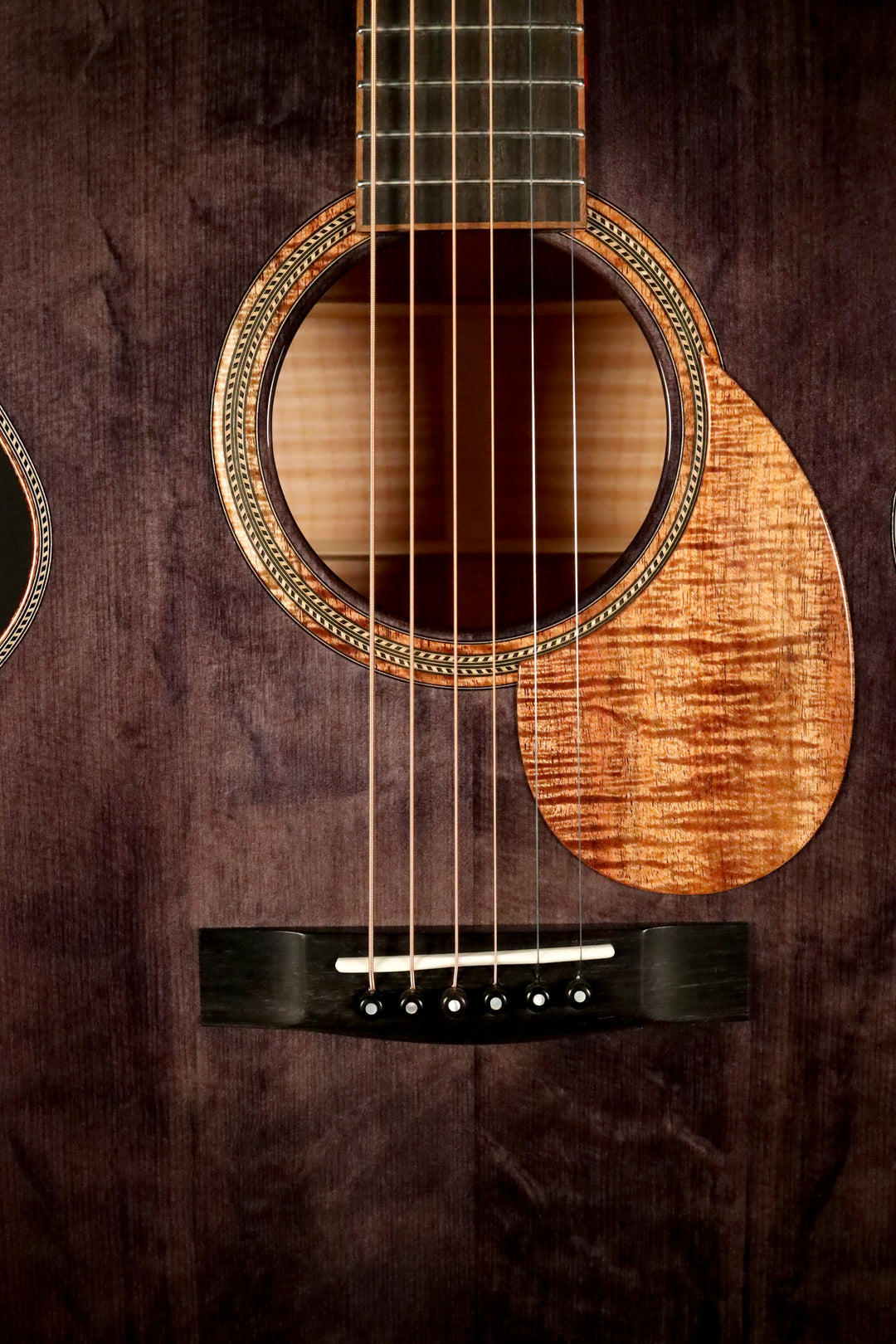 Huss and Dalton MJ Custom - Bearclaw Italian Spruce/Curly Maple/Trans Black Finish (NEW)