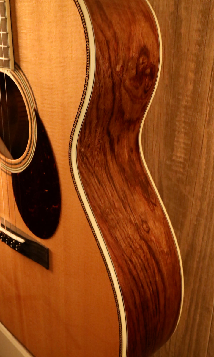 Huss and Dalton TOM-R Custom - "Old" Sitka Spruce/Honduran Rosewood (New)