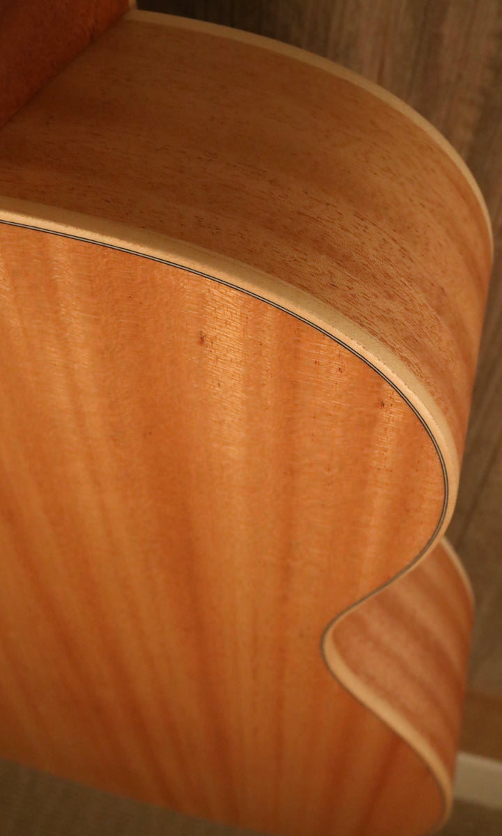 Larrivee OM-40 Sitka/Mahogany (New) - ON HOLD