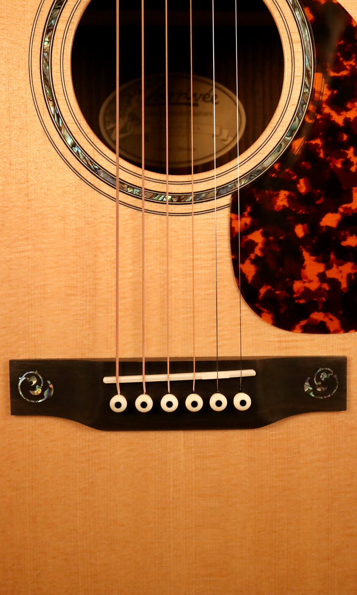 Larrivee L-10 - Sitka Spruce/East Indian Rosewood (NEW)