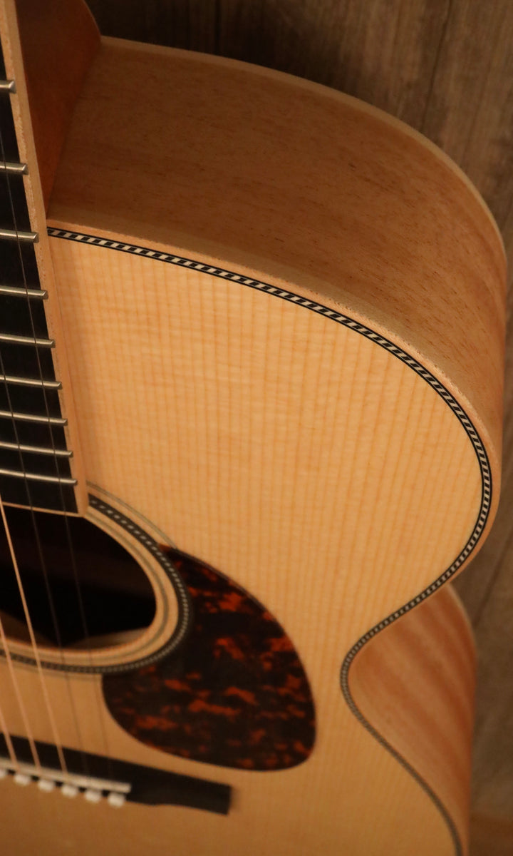 Larrivee OM-40 Sitka/Mahogany (New) - ON HOLD