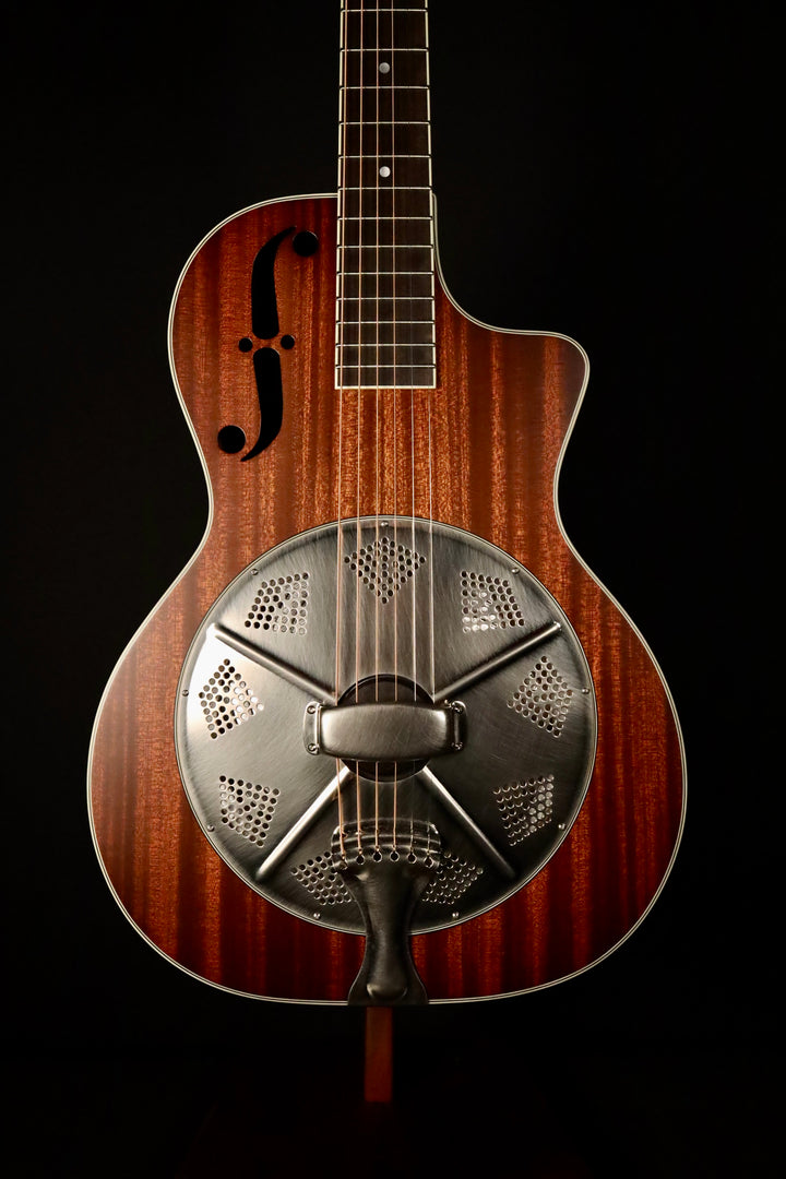 National El Trovador Cutaway (NEW)