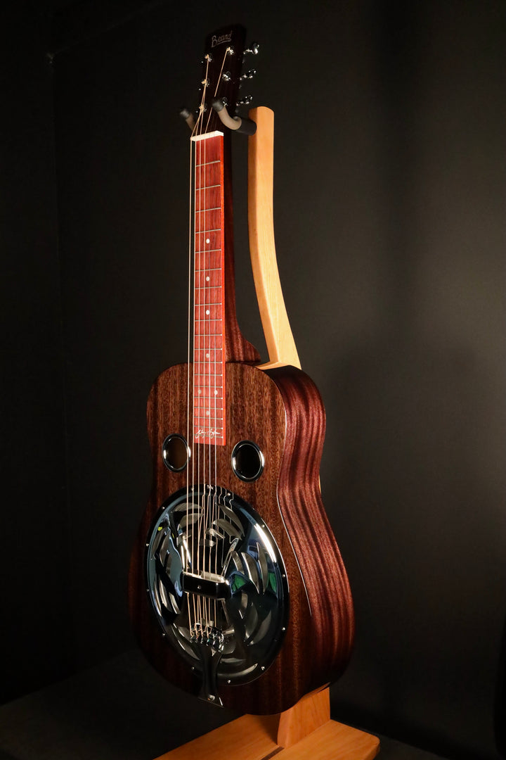 Beard Jerry Douglas "Black Beard" Guitar (played on stage and signed by Jerry Douglas)