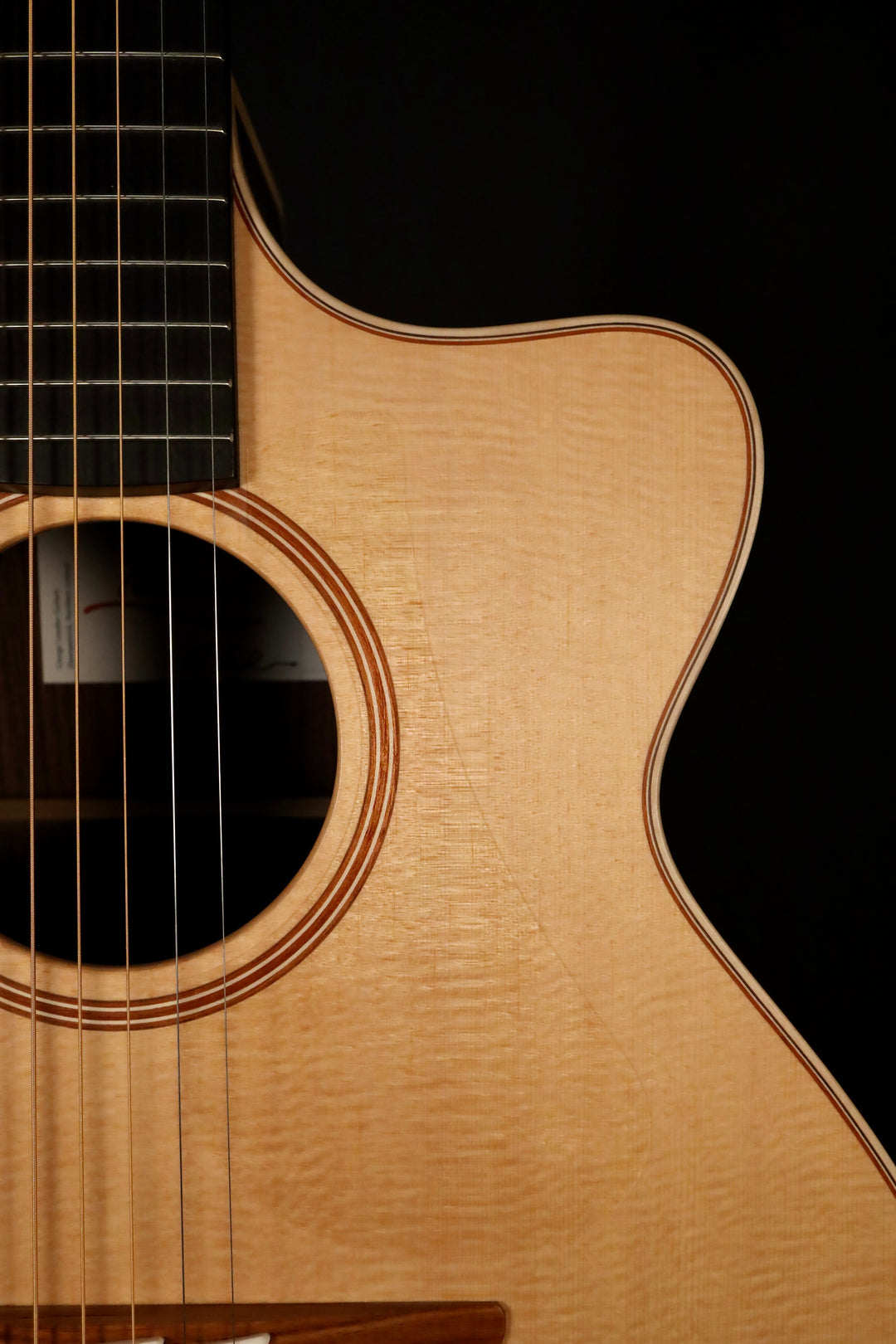Lowden O-32C - Sitka Spruce/East Indian Rosewood (NEW)