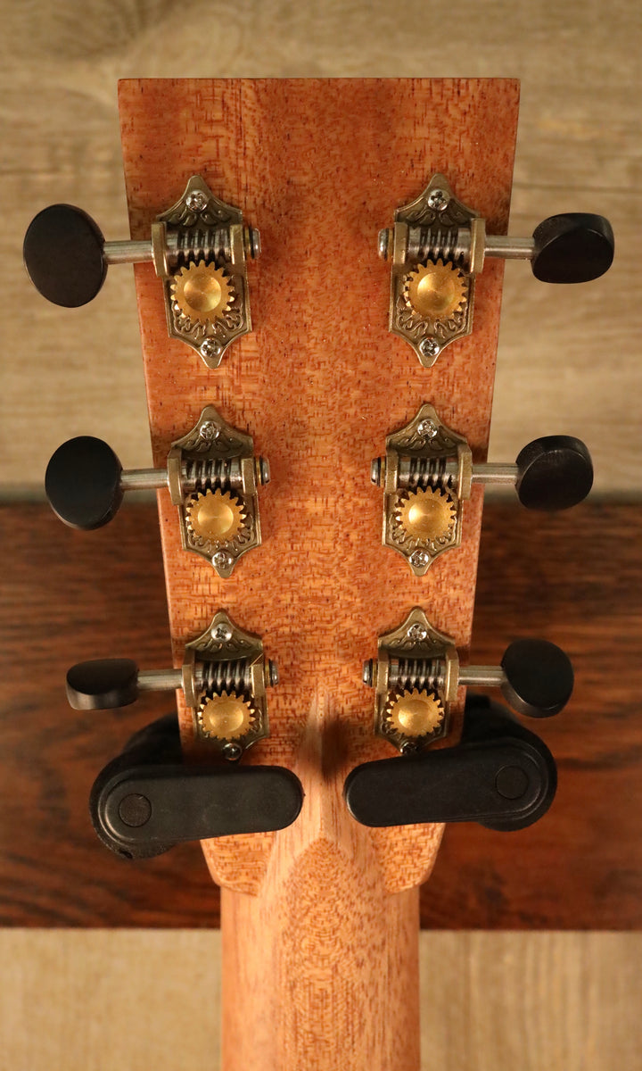 Larrivee OM-50 Sitka/Mahogany (New)