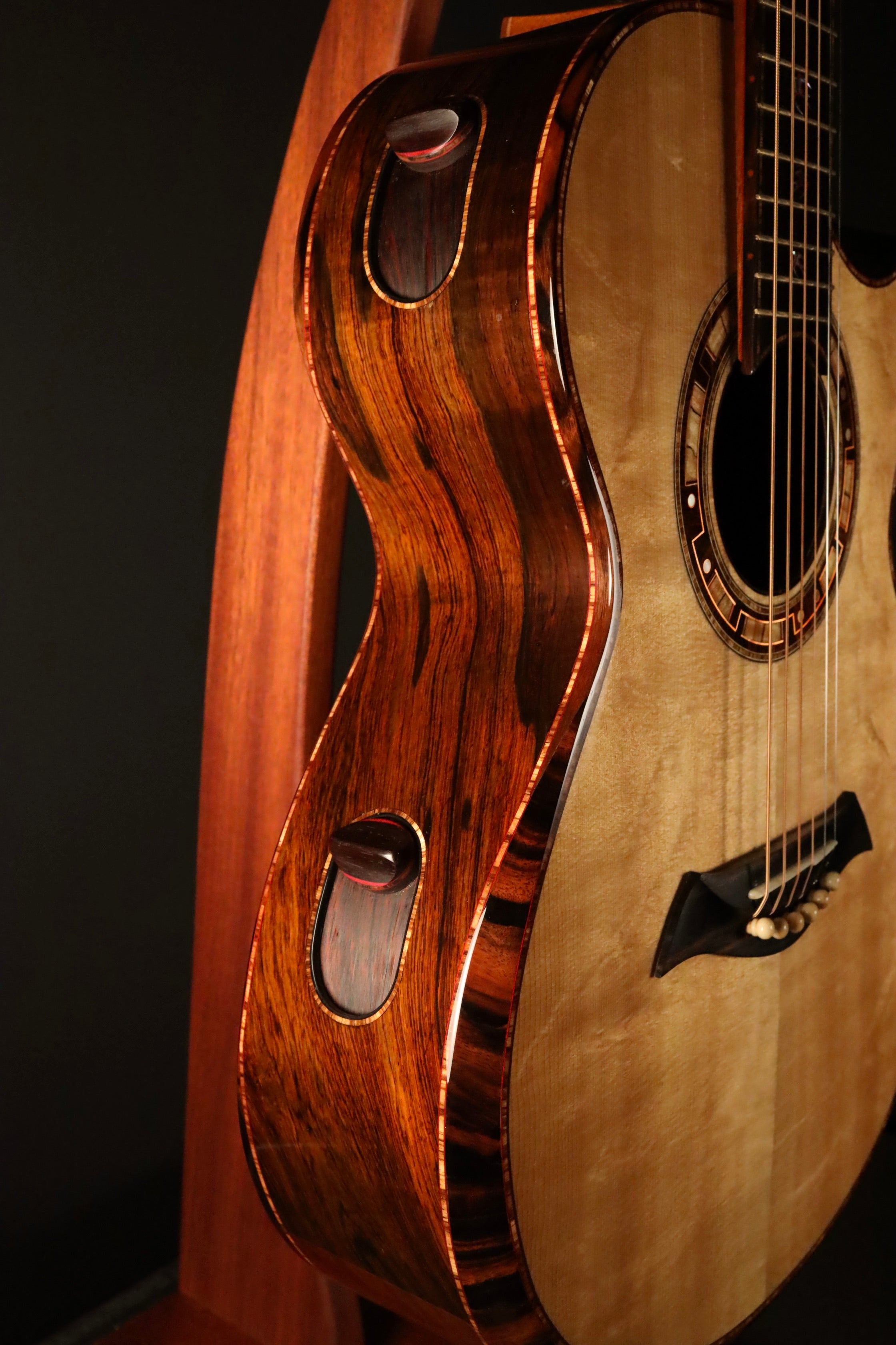 Edwinson Zephyr 00 - Brazilian Rosewood/Bearclaw Sitka Spruce