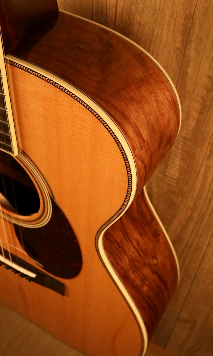 Huss and Dalton TOM-R Custom - "Old" Sitka Spruce/Honduran Rosewood (New)