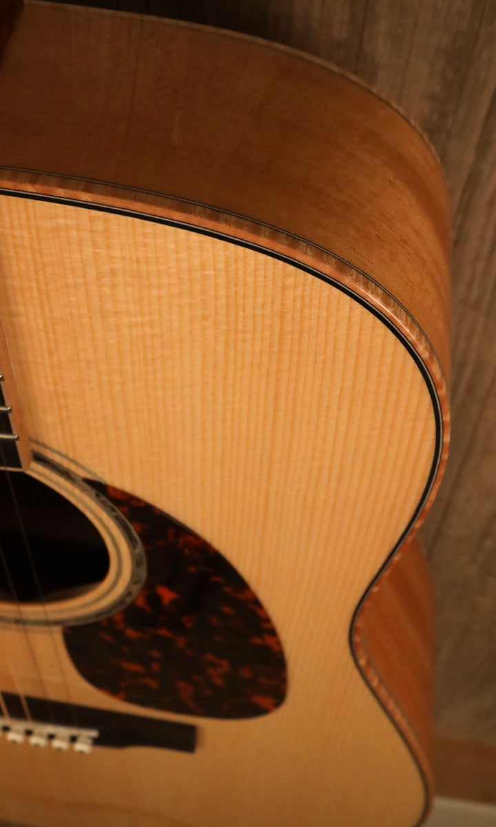 Larrivee D-05 Sitka/Mahogany (New)