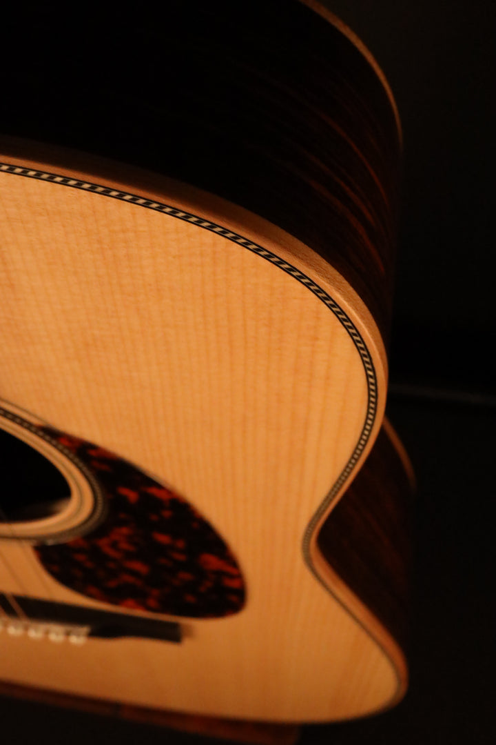 Larrivee D40 R - Sitka Spruce/East Indian Rosewood (New)